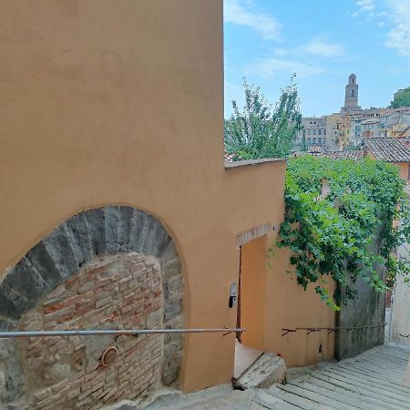 ホテル Umbrian Concierge - La Casa Dei Pellari ペルージャ エクステリア 写真
