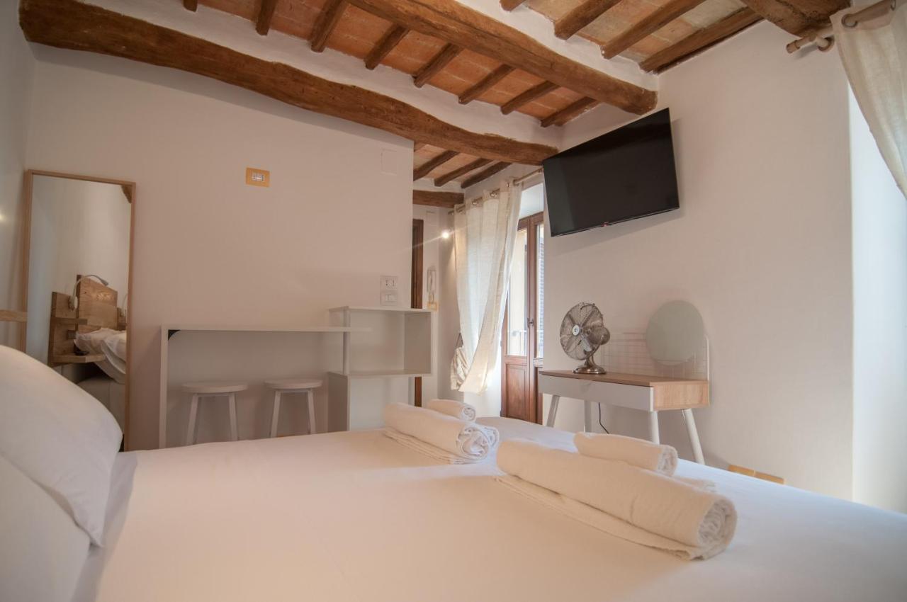 ホテル Umbrian Concierge - La Casa Dei Pellari ペルージャ エクステリア 写真