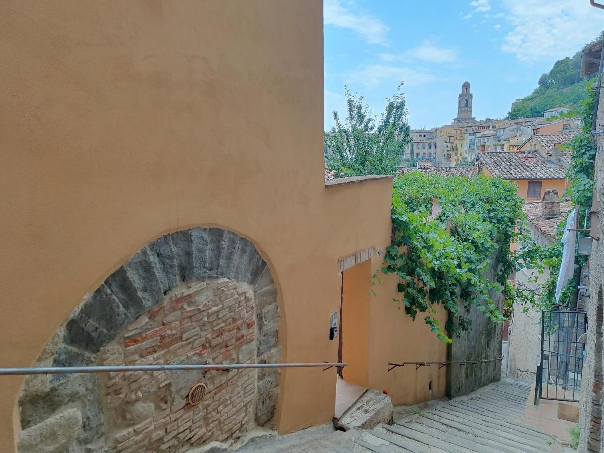 ホテル Umbrian Concierge - La Casa Dei Pellari ペルージャ エクステリア 写真
