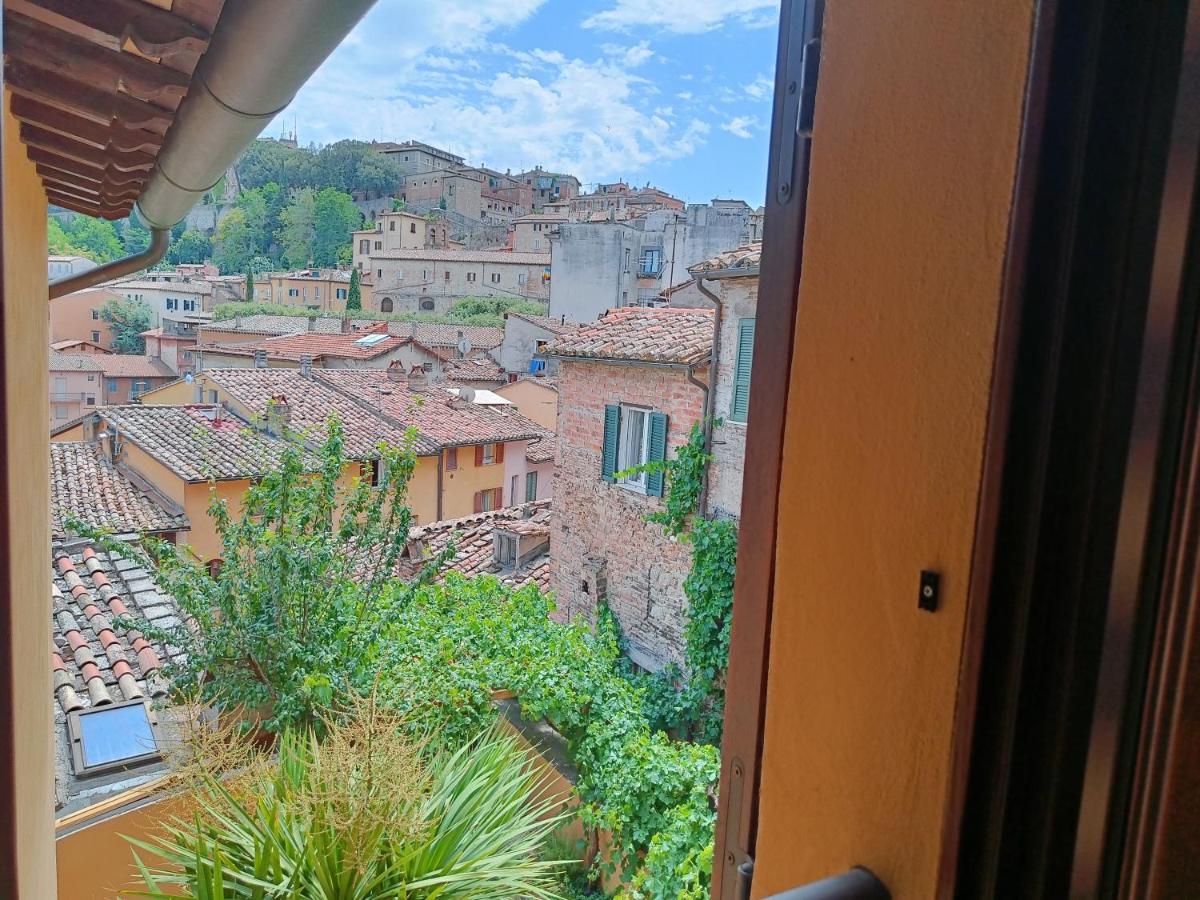 ホテル Umbrian Concierge - La Casa Dei Pellari ペルージャ エクステリア 写真