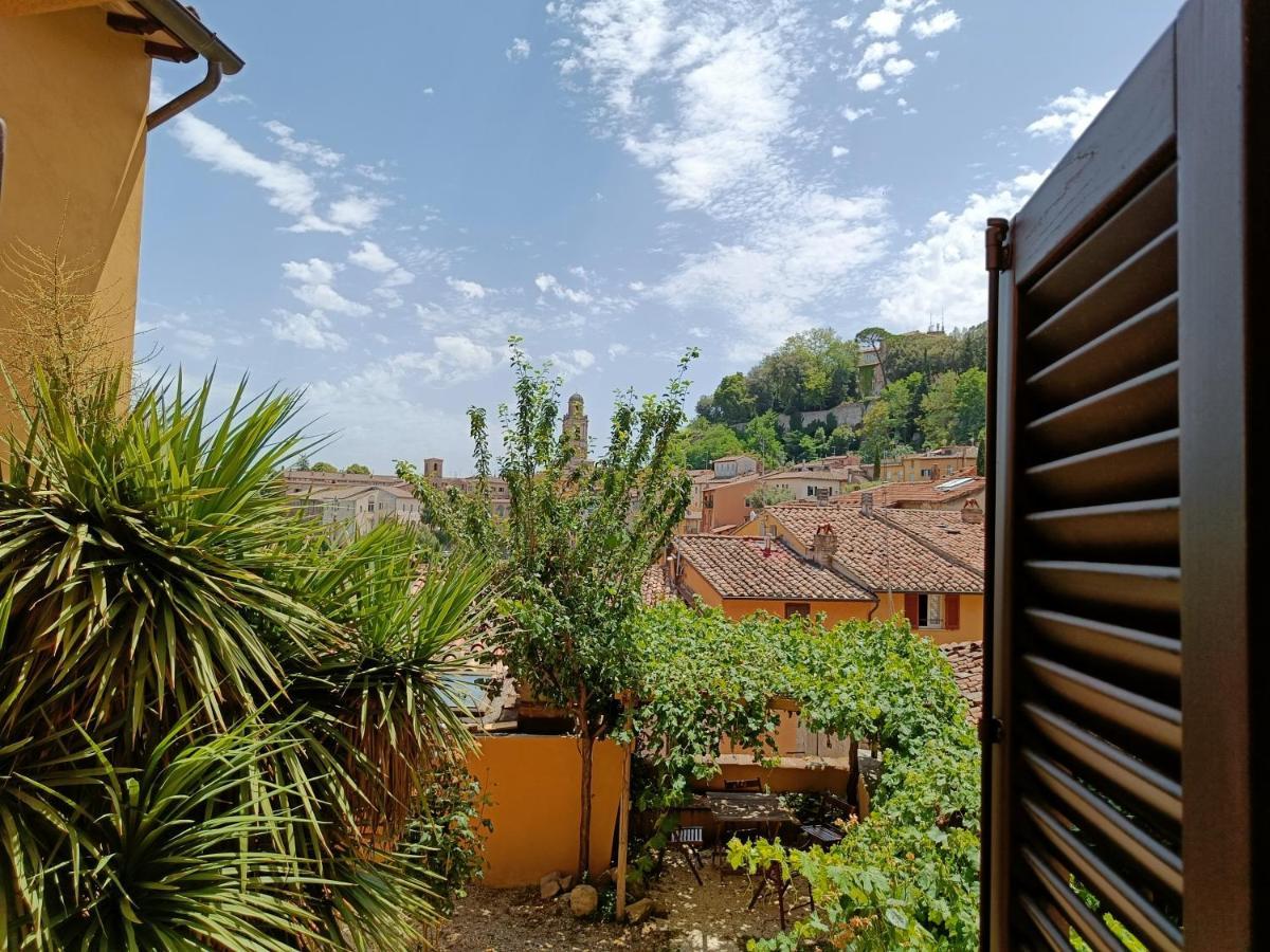 ホテル Umbrian Concierge - La Casa Dei Pellari ペルージャ エクステリア 写真