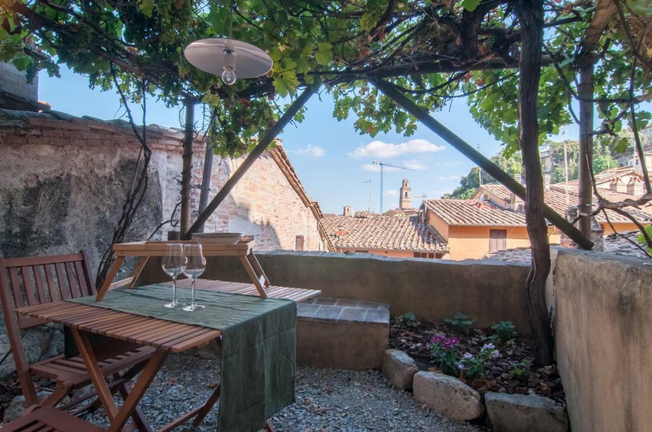 ホテル Umbrian Concierge - La Casa Dei Pellari ペルージャ エクステリア 写真
