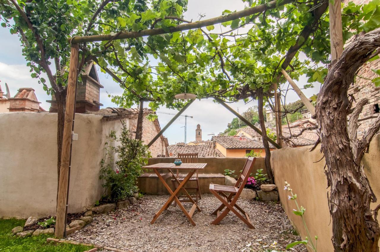 ホテル Umbrian Concierge - La Casa Dei Pellari ペルージャ エクステリア 写真